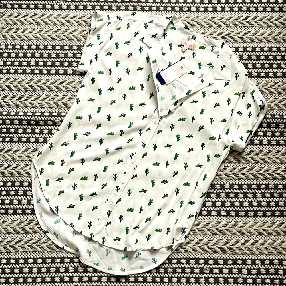 PER SE Button Down Shirt size S